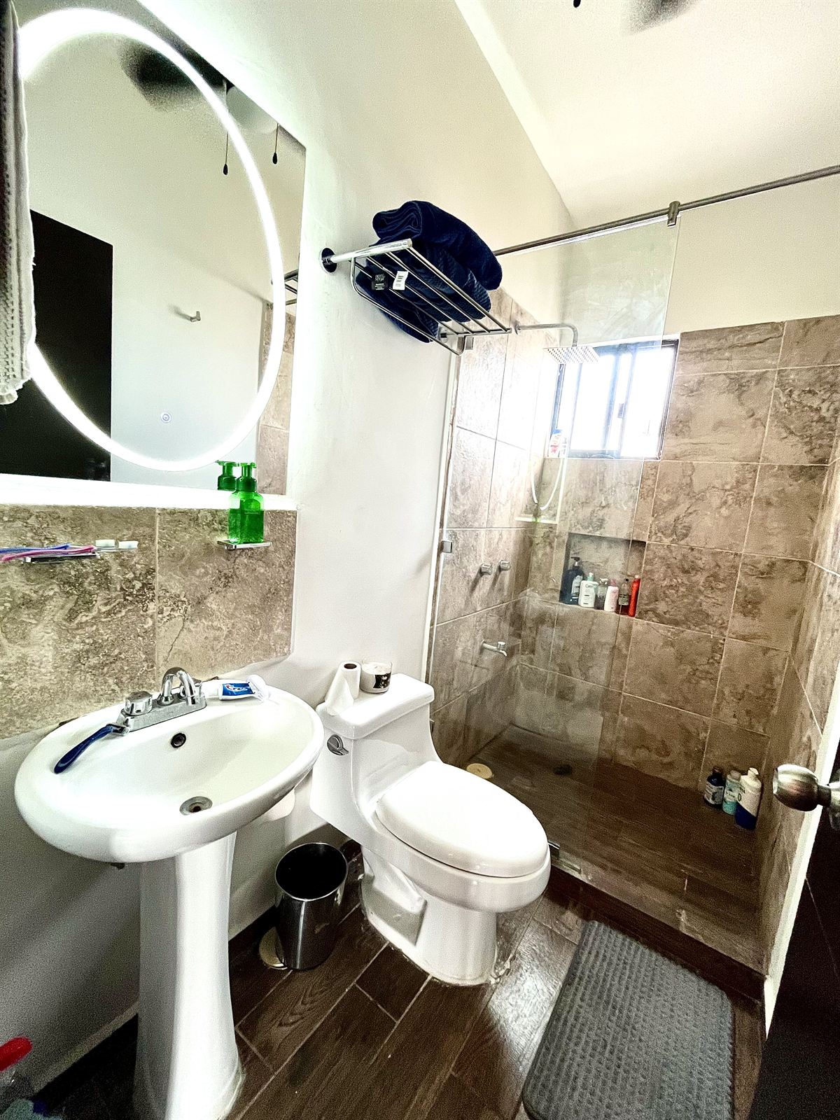 Baño de Casa Peltre
